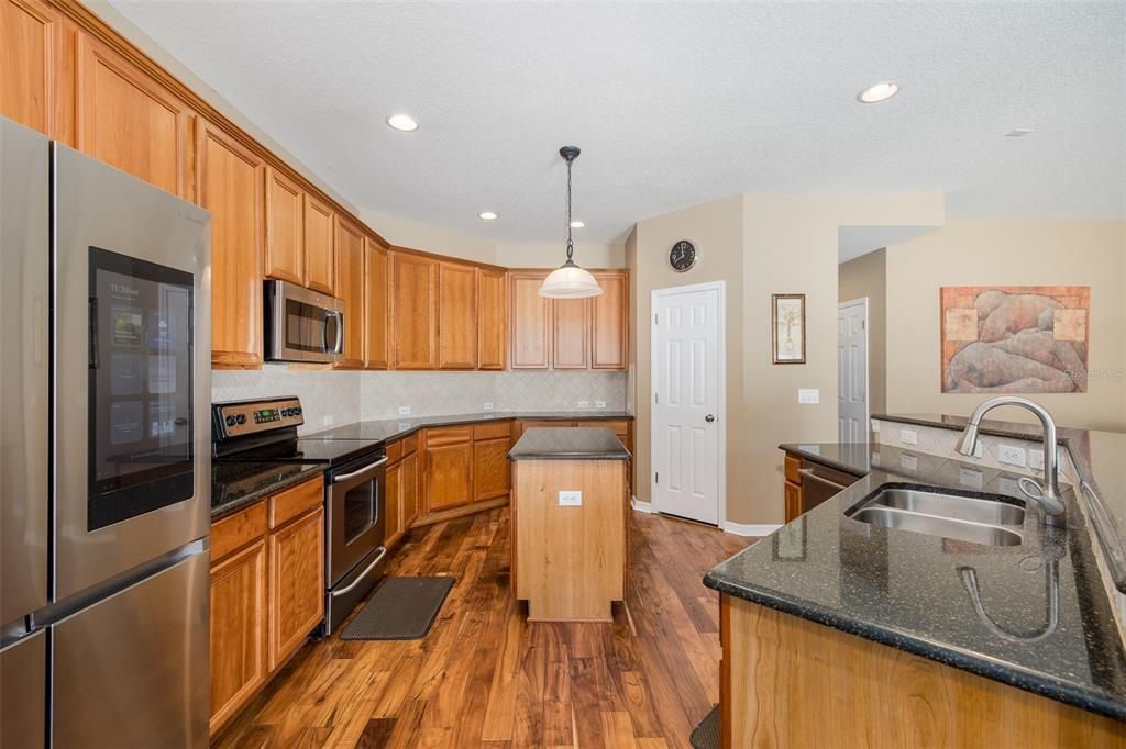 For Sale: $825,000 (4 beds, 3 baths, 3375 Square Feet)