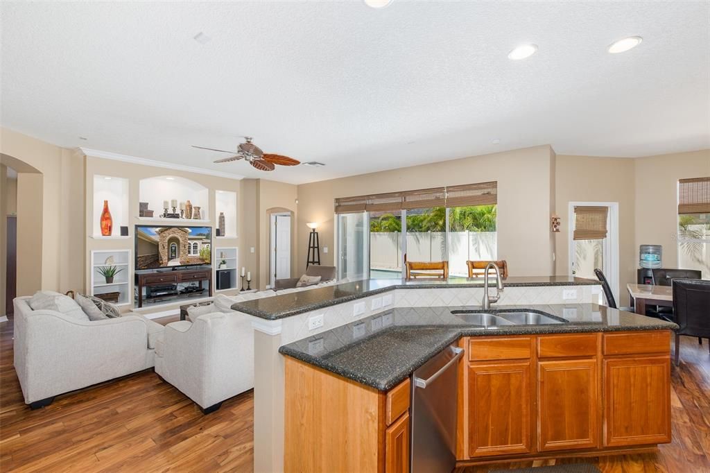 For Sale: $825,000 (4 beds, 3 baths, 3375 Square Feet)