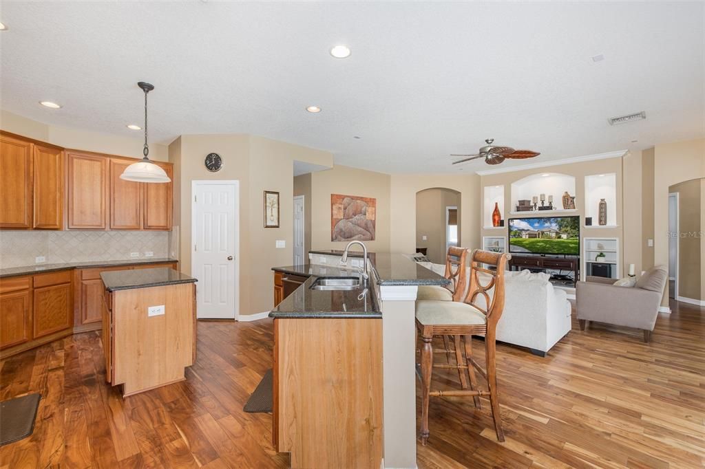 For Sale: $825,000 (4 beds, 3 baths, 3375 Square Feet)