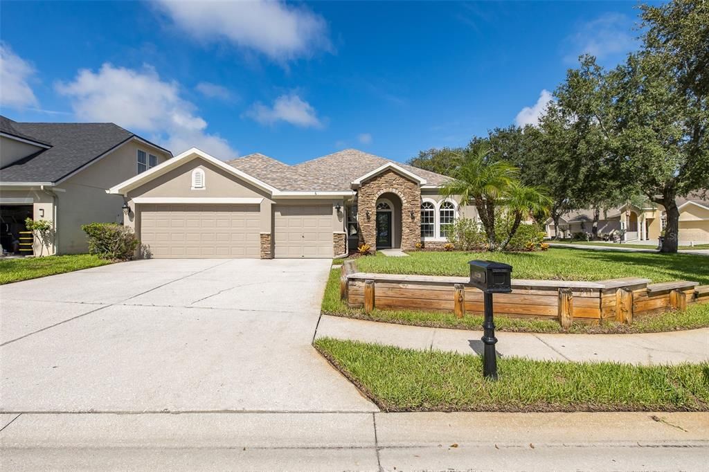 For Sale: $825,000 (4 beds, 3 baths, 3375 Square Feet)