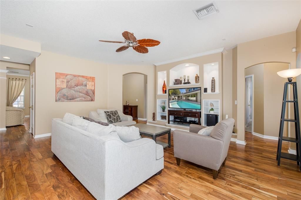 For Sale: $825,000 (4 beds, 3 baths, 3375 Square Feet)