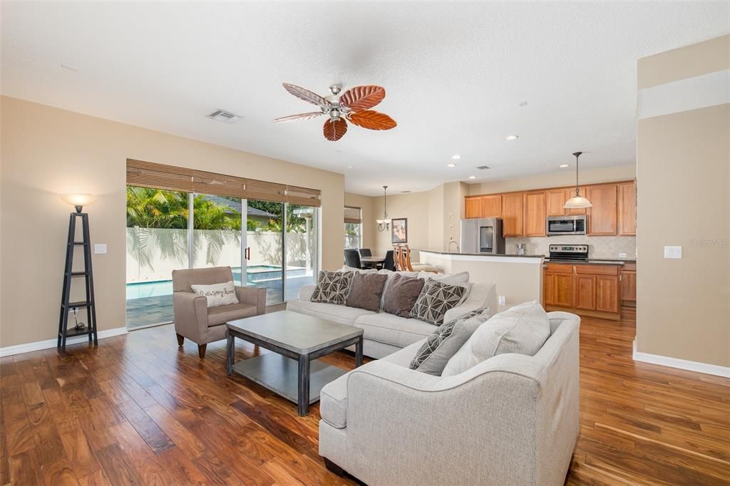 For Sale: $825,000 (4 beds, 3 baths, 3375 Square Feet)