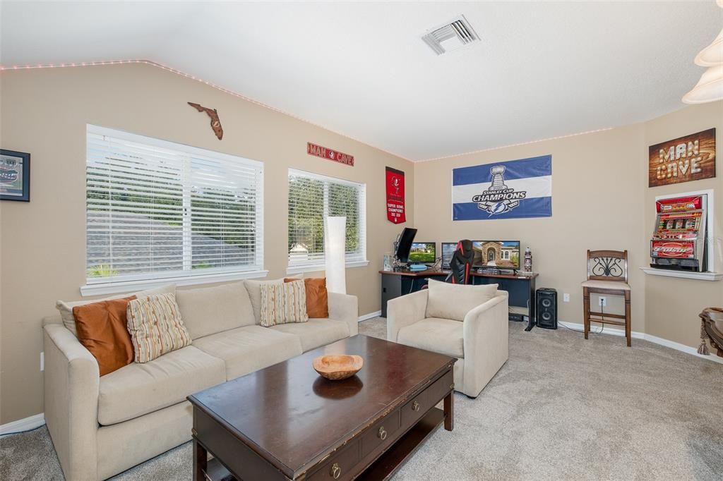 For Sale: $825,000 (4 beds, 3 baths, 3375 Square Feet)