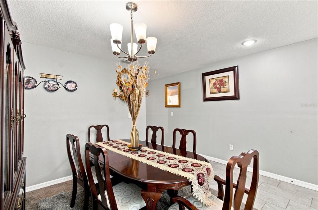 For Sale: $390,000 (4 beds, 2 baths, 1653 Square Feet)