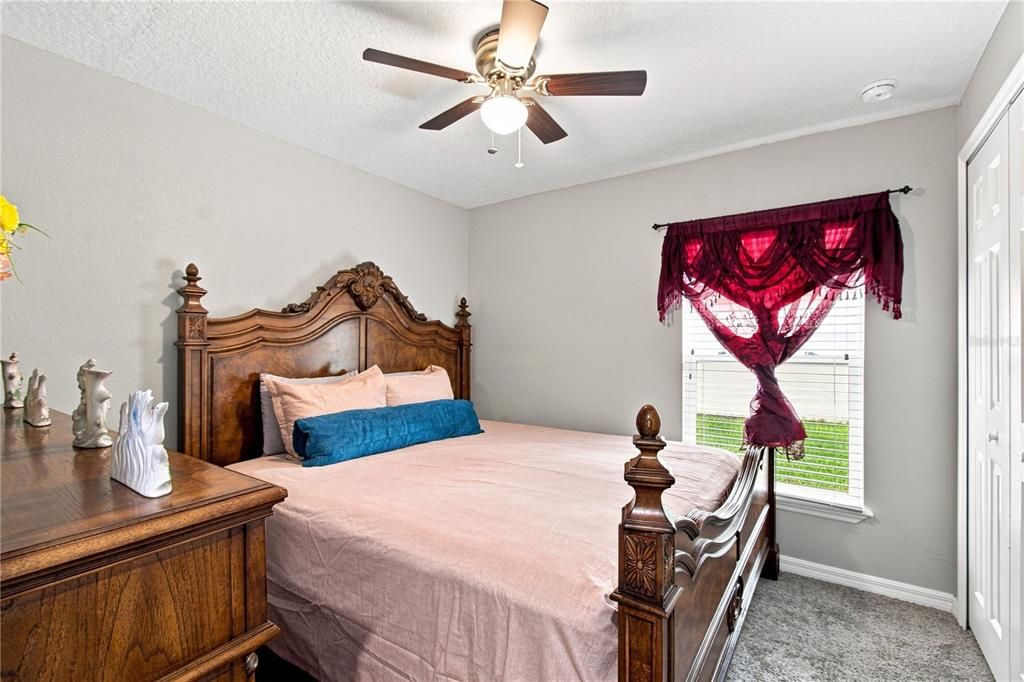 For Sale: $390,000 (4 beds, 2 baths, 1653 Square Feet)