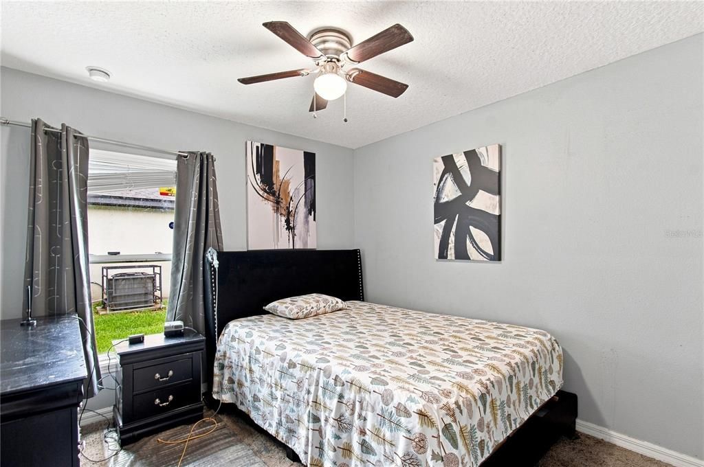 For Sale: $390,000 (4 beds, 2 baths, 1653 Square Feet)