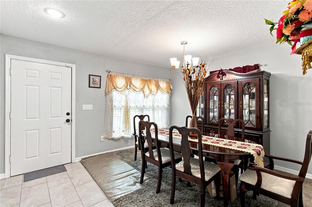For Sale: $390,000 (4 beds, 2 baths, 1653 Square Feet)