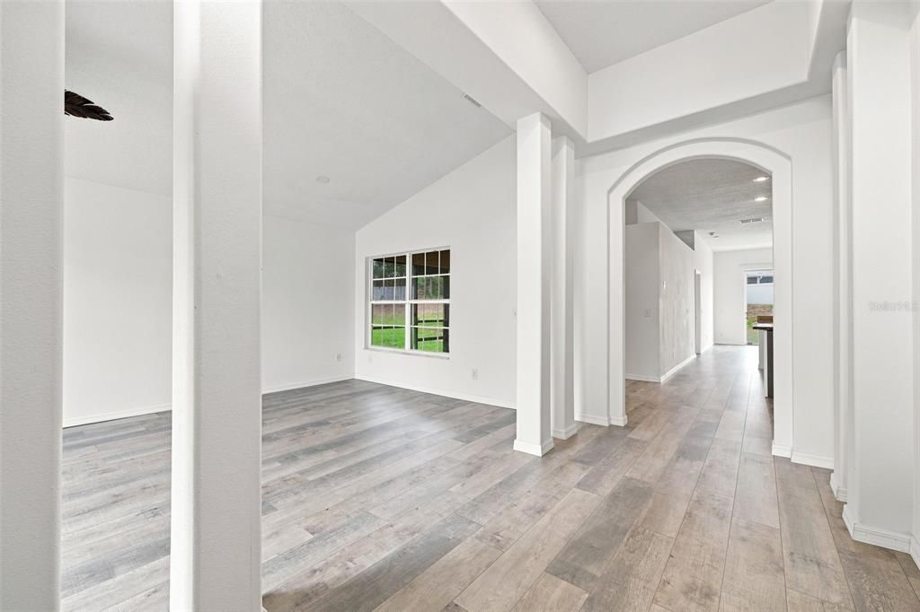 For Sale: $339,000 (3 beds, 2 baths, 1788 Square Feet)