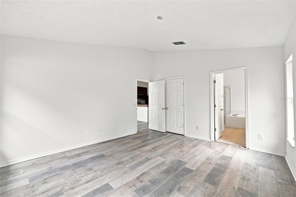 For Sale: $339,000 (3 beds, 2 baths, 1788 Square Feet)