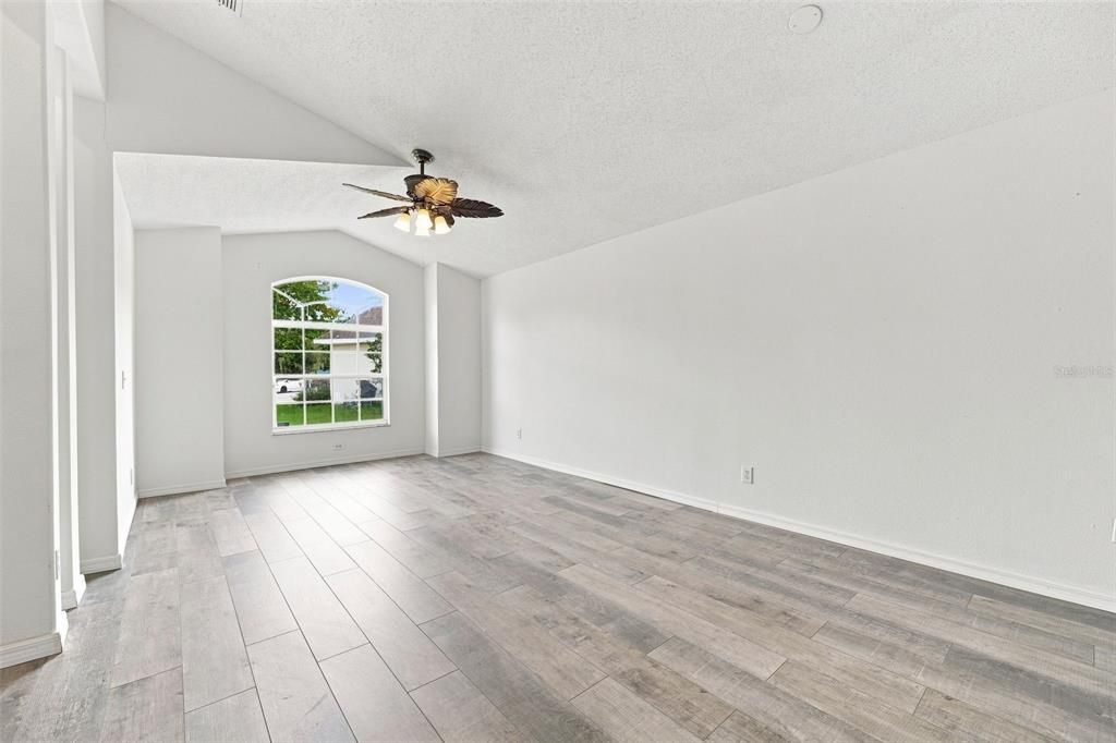 For Sale: $339,000 (3 beds, 2 baths, 1788 Square Feet)
