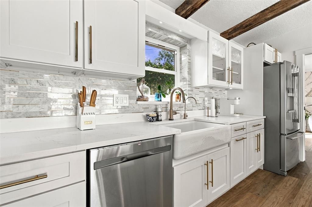 For Sale: $739,900 (3 beds, 3 baths, 2024 Square Feet)