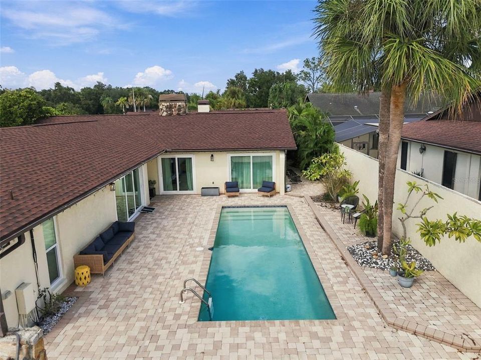 For Sale: $739,900 (3 beds, 3 baths, 2024 Square Feet)