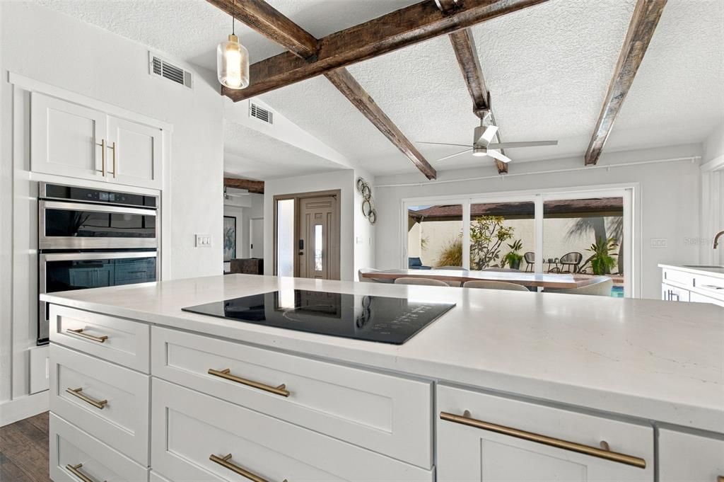 For Sale: $739,900 (3 beds, 3 baths, 2024 Square Feet)