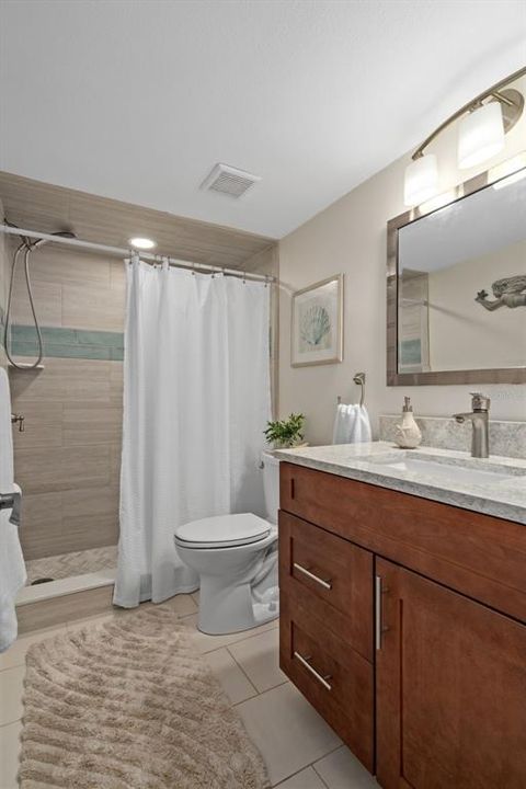 For Sale: $249,900 (2 beds, 2 baths, 1025 Square Feet)