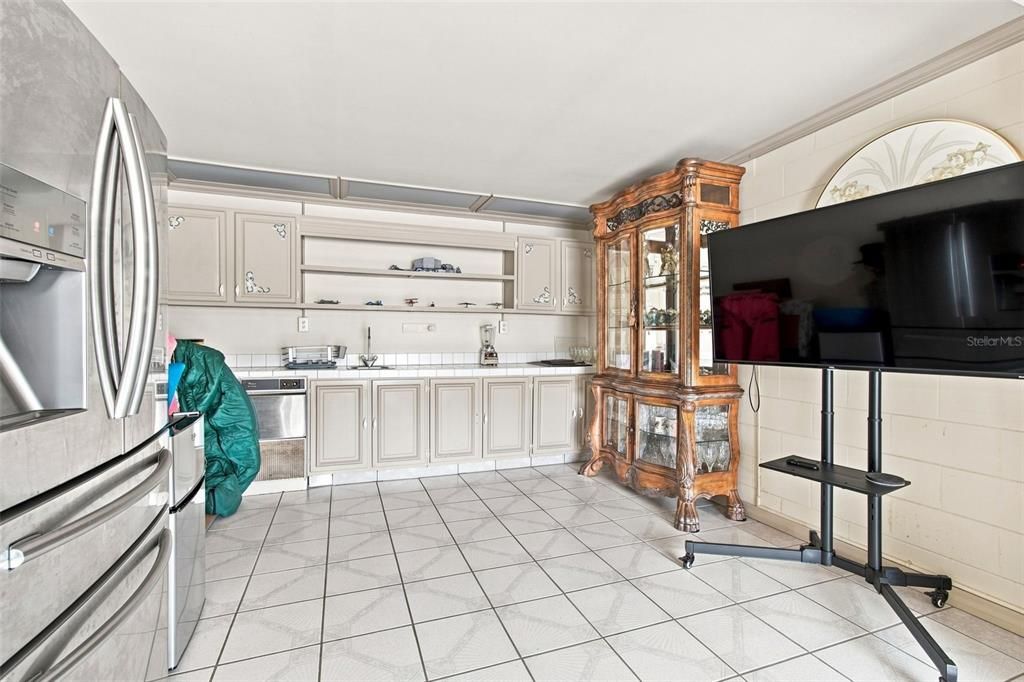 En Venta: $1,040,000 (3 camas, 3 baños, 2404 Pies cuadrados)