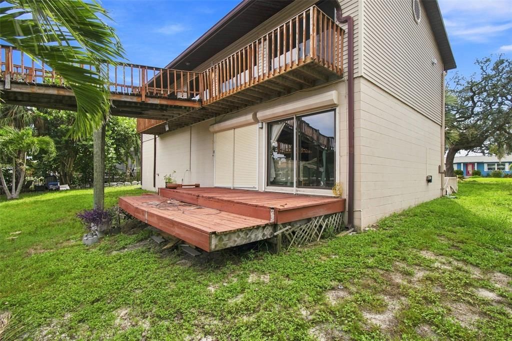 En Venta: $1,040,000 (3 camas, 3 baños, 2404 Pies cuadrados)