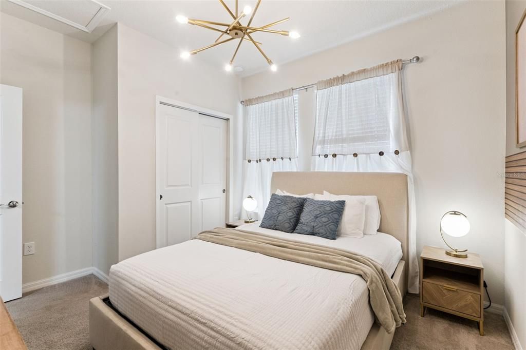 For Sale: $745,000 (8 beds, 6 baths, 4036 Square Feet)
