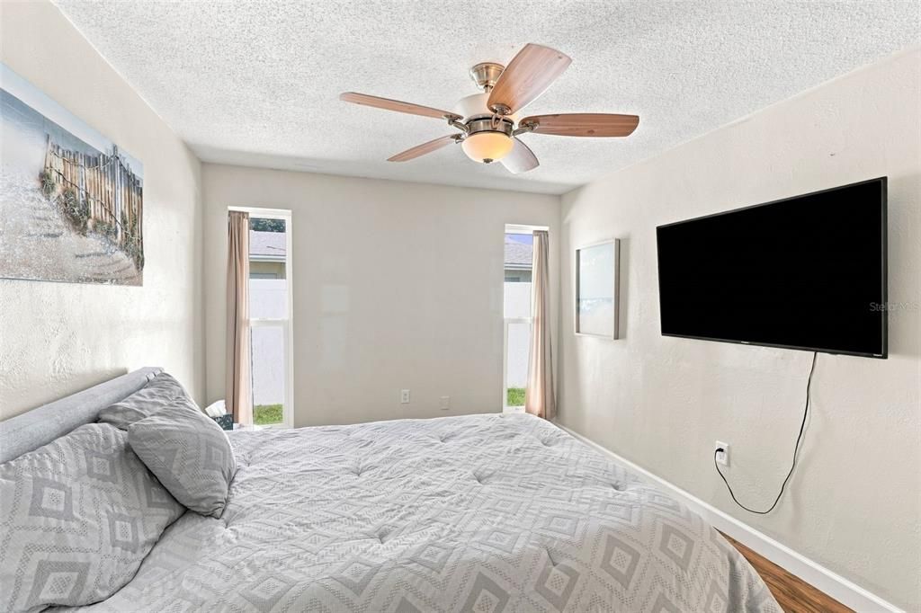 For Sale: $460,000 (3 beds, 2 baths, 1820 Square Feet)