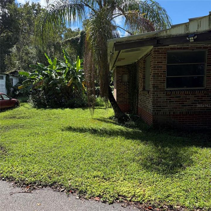 Active With Contract: $65,000 (1 beds, 1 baths, 530 Square Feet)