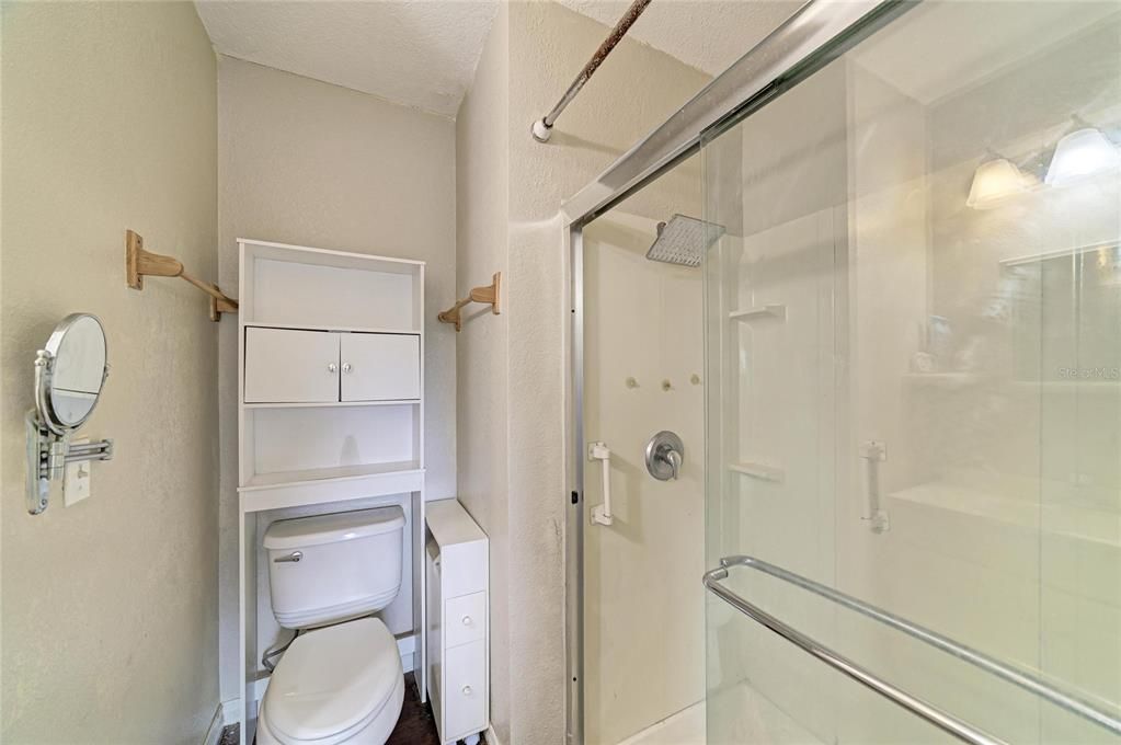 En Venta: $435,000 (5 camas, 4 baños, 3422 Pies cuadrados)