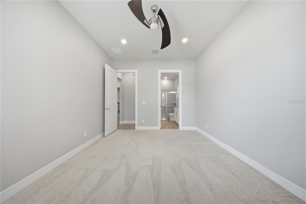 For Sale: $849,900 (4 beds, 3 baths, 3567 Square Feet)