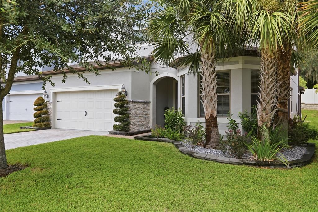 For Sale: $849,900 (4 beds, 3 baths, 3567 Square Feet)