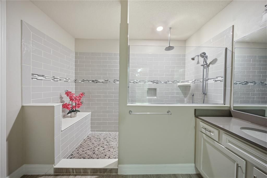 For Sale: $849,900 (4 beds, 3 baths, 3567 Square Feet)