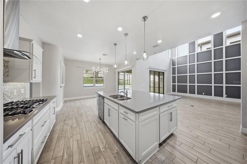 For Sale: $849,900 (4 beds, 3 baths, 3567 Square Feet)
