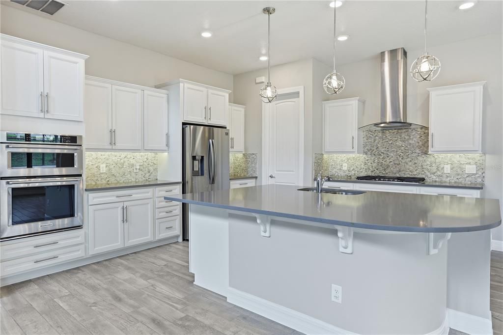 For Sale: $849,900 (4 beds, 3 baths, 3567 Square Feet)
