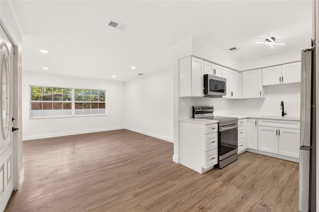 En Venta: $269,900 (3 camas, 1 baños, 1193 Pies cuadrados)