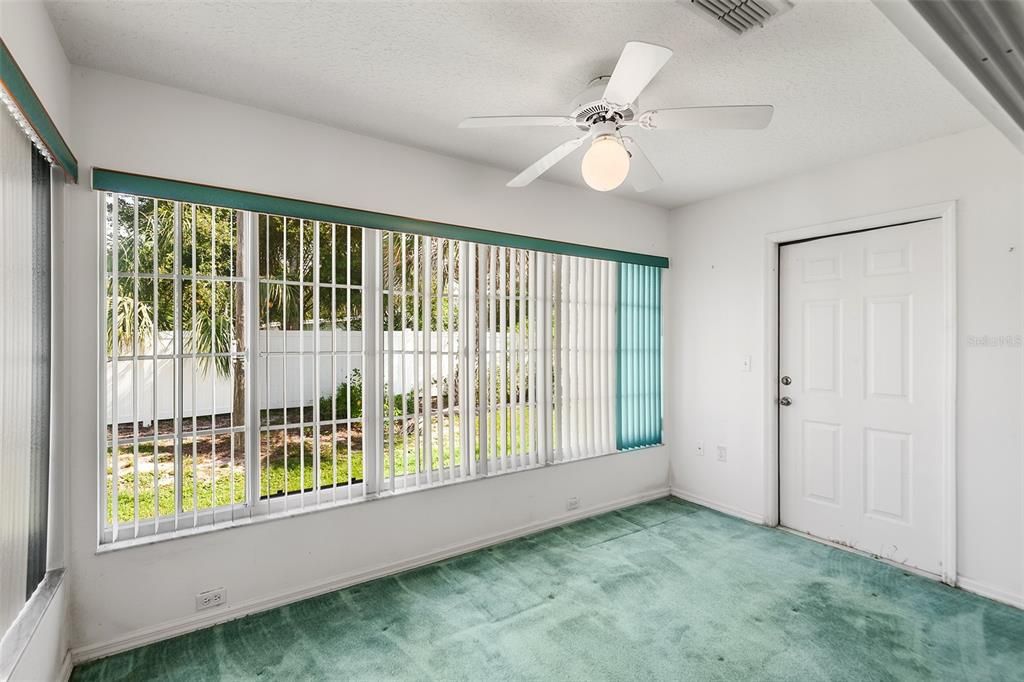 For Sale: $210,000 (2 beds, 2 baths, 1345 Square Feet)