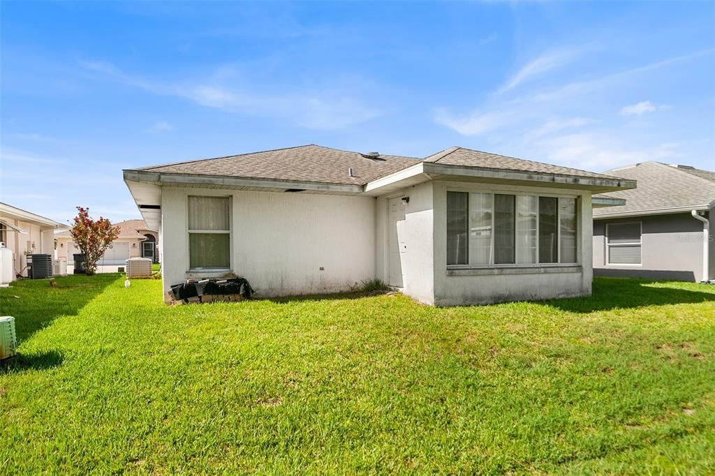 For Sale: $210,000 (2 beds, 2 baths, 1345 Square Feet)