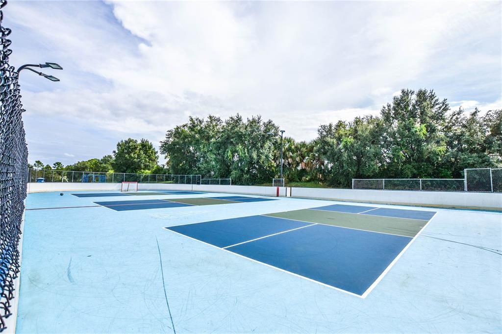 En Venta: $385,000 (3 camas, 2 baños, 1677 Pies cuadrados)