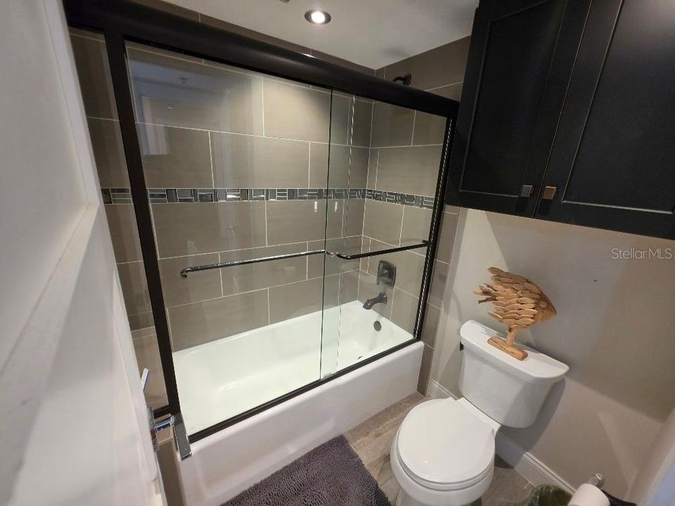 En Venta: $859,500 (2 camas, 2 baños, 1601 Pies cuadrados)