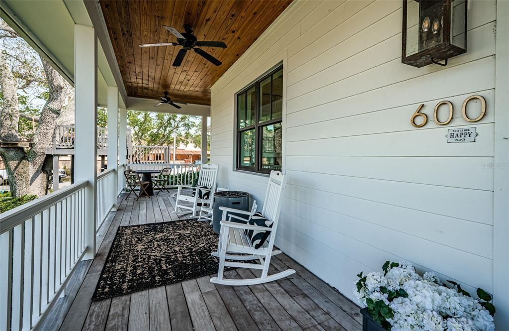 For Sale: $3,100,000 (5 beds, 4 baths, 4335 Square Feet)