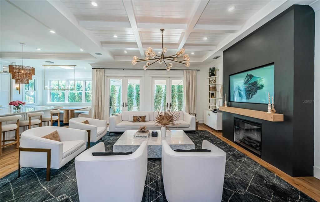 For Sale: $3,100,000 (5 beds, 4 baths, 4335 Square Feet)