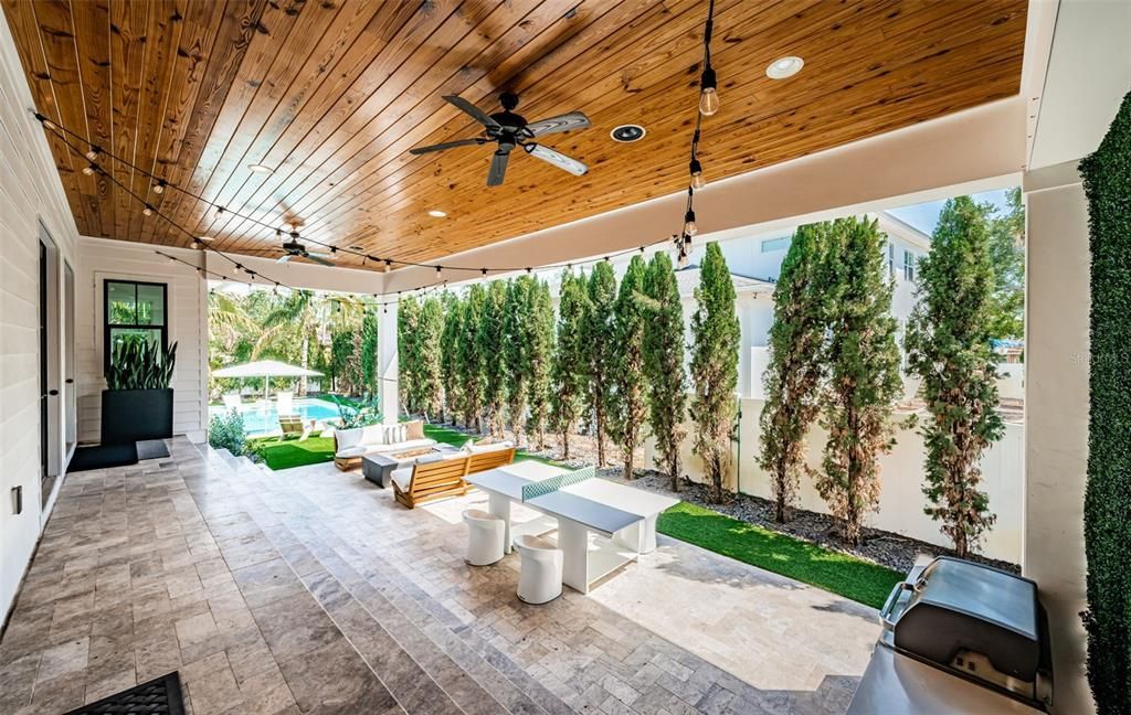 For Sale: $3,100,000 (5 beds, 4 baths, 4335 Square Feet)