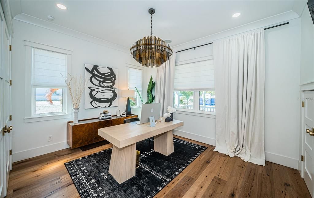 For Sale: $3,100,000 (5 beds, 4 baths, 4335 Square Feet)