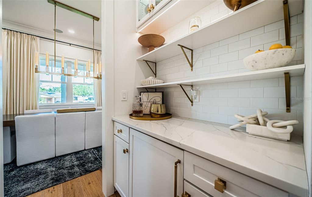 For Sale: $3,100,000 (5 beds, 4 baths, 4335 Square Feet)
