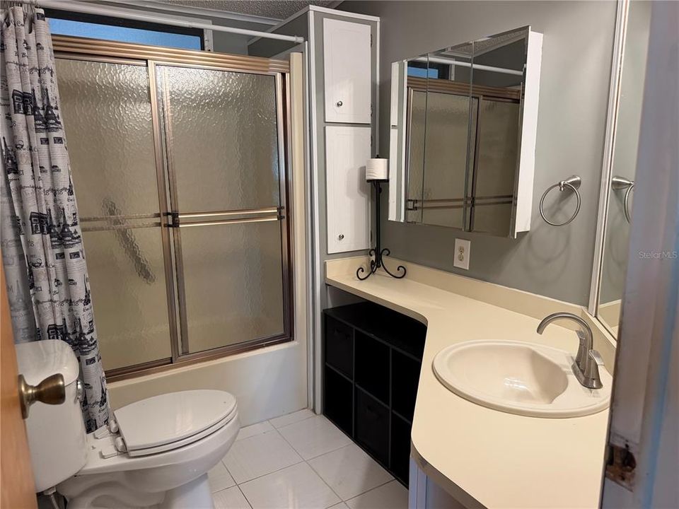 For Sale: $180,000 (2 beds, 2 baths, 1120 Square Feet)