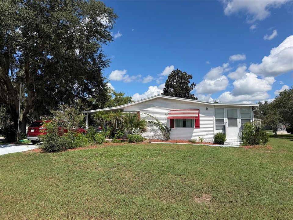 For Sale: $180,000 (2 beds, 2 baths, 1120 Square Feet)