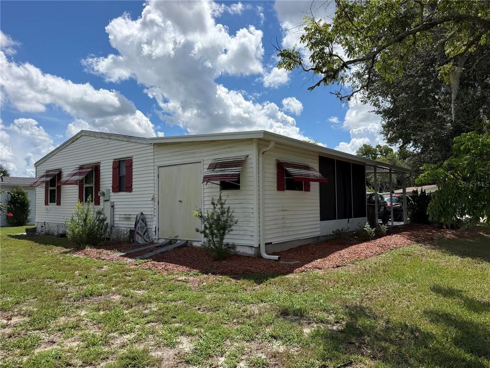 For Sale: $180,000 (2 beds, 2 baths, 1120 Square Feet)