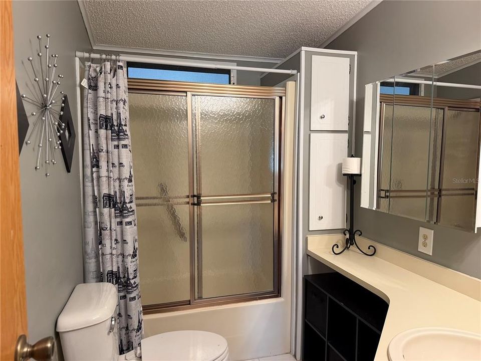 For Sale: $180,000 (2 beds, 2 baths, 1120 Square Feet)