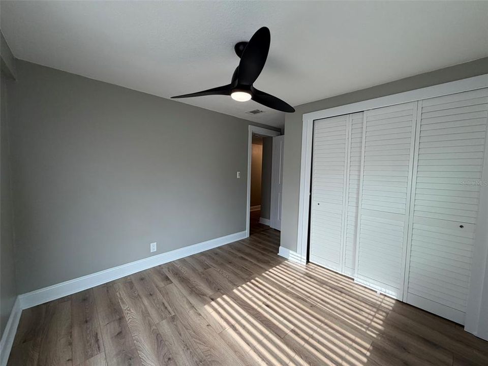 For Rent: $2,100 (3 beds, 1 baths, 1000 Square Feet)