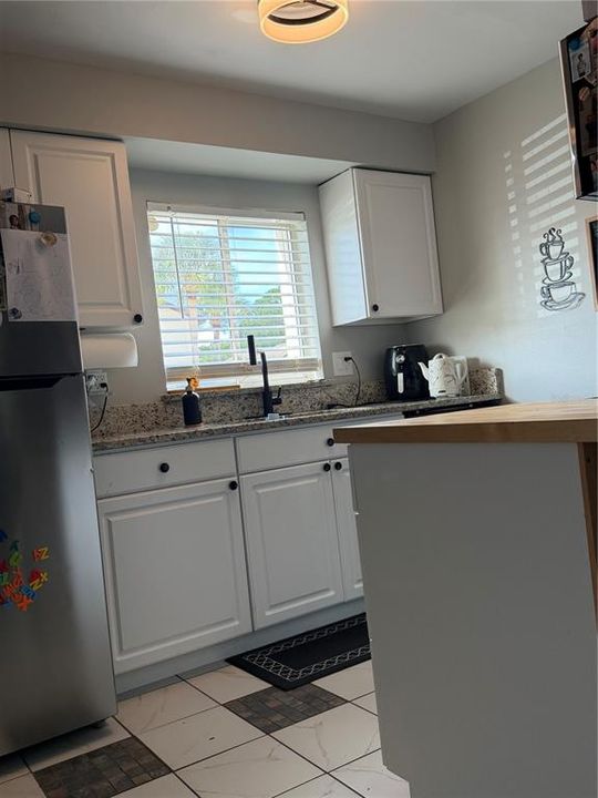 En Venta: $129,990 (2 camas, 2 baños, 967 Pies cuadrados)