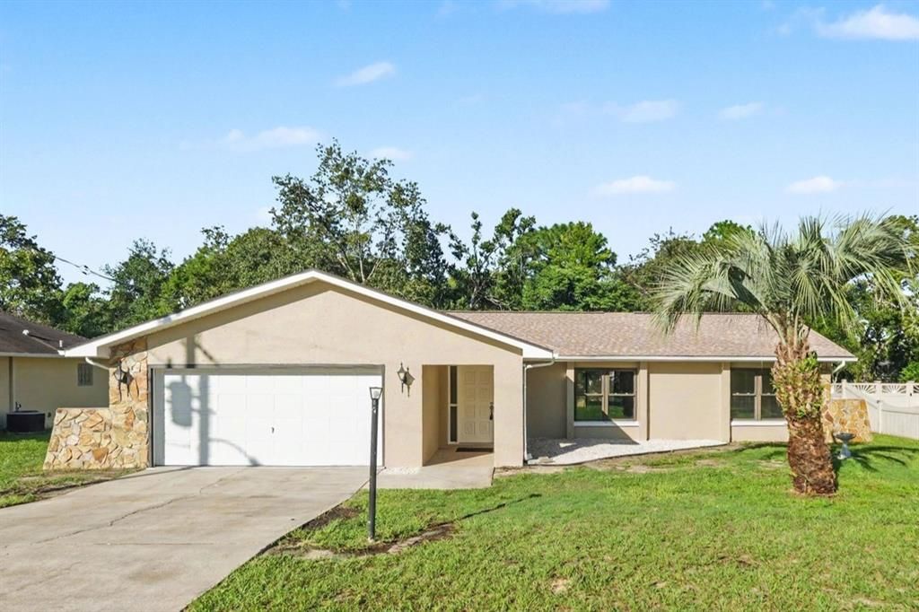 For Sale: $309,999 (3 beds, 2 baths, 1722 Square Feet)