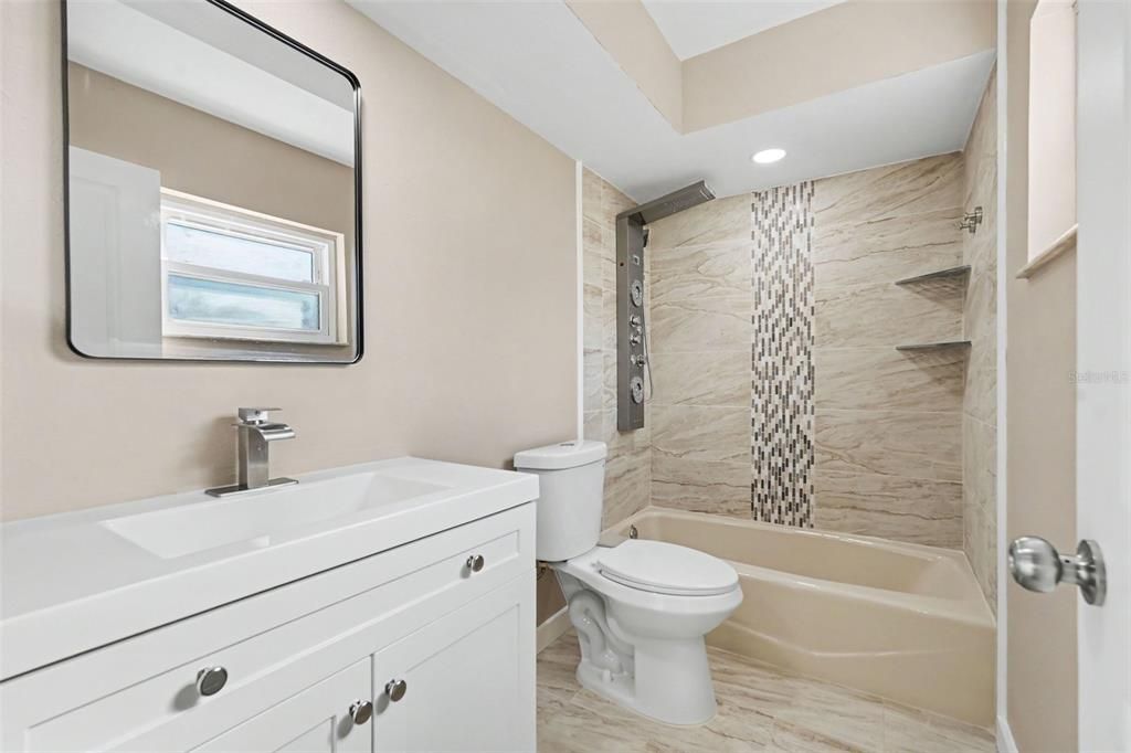 For Sale: $309,999 (3 beds, 2 baths, 1722 Square Feet)