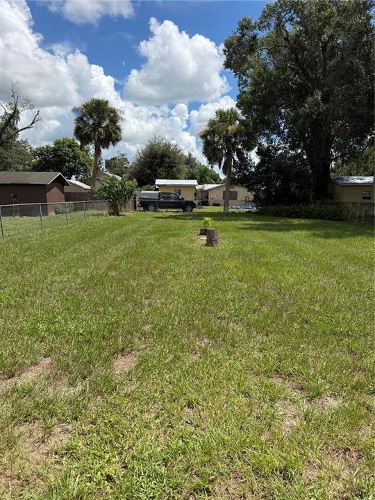 For Sale: $185,000 (2 beds, 1 baths, 912 Square Feet)