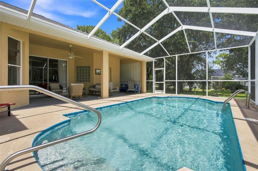 En Venta: $449,000 (3 camas, 2 baños, 2012 Pies cuadrados)