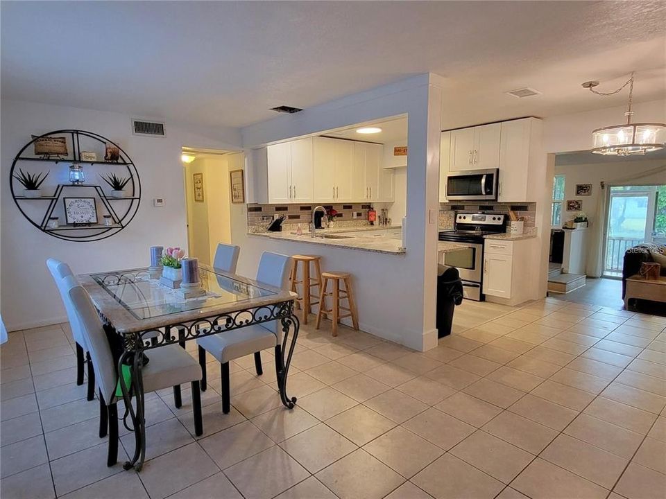 В аренду: $1,995 (4 спален, 1 ванн, 1598 Квадратных фут)
